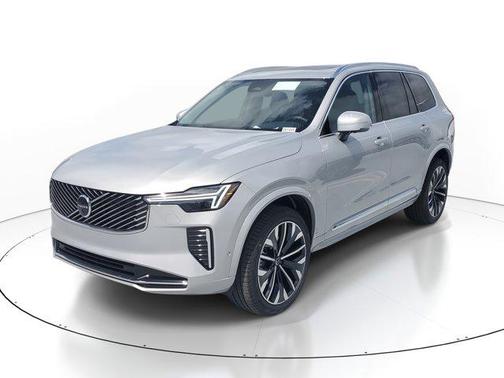 2025 Volvo XC90 B6 Plus 7-Seater