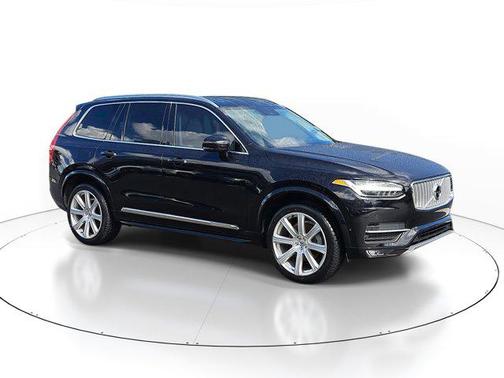 2019 Volvo XC90 T6 Inscription