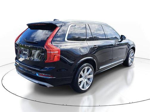 2019 Volvo XC90 T6 Inscription
