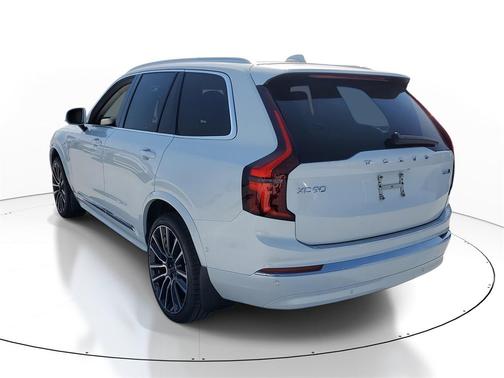2026 Volvo XC90 Ultra