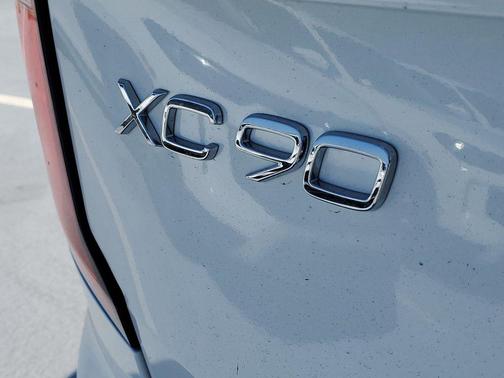 2026 Volvo XC90 Ultra