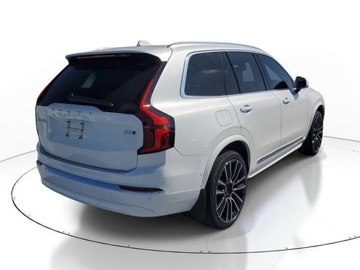 2026 Volvo XC90 Ultra