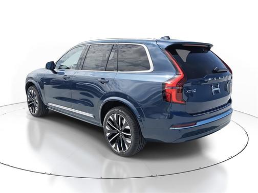 2026 Volvo XC90 B6 Plus 7-Seater