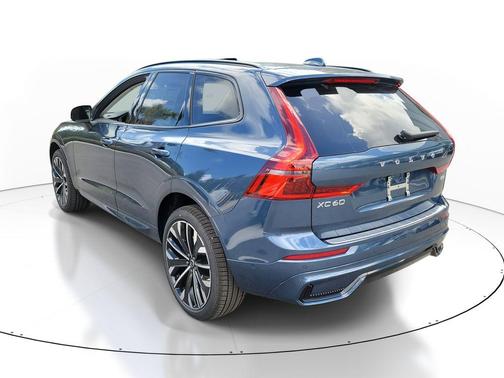 Denim Blue Metallic 2026 Volvo XC60 B5 Ultra