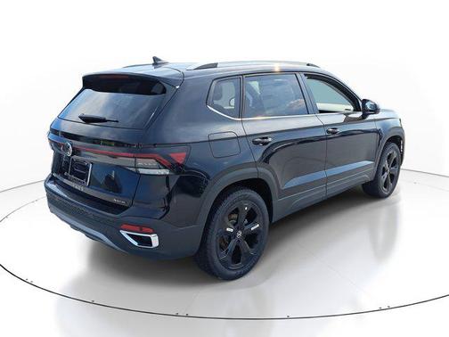 2025 Volkswagen Taos 1.5T SEL