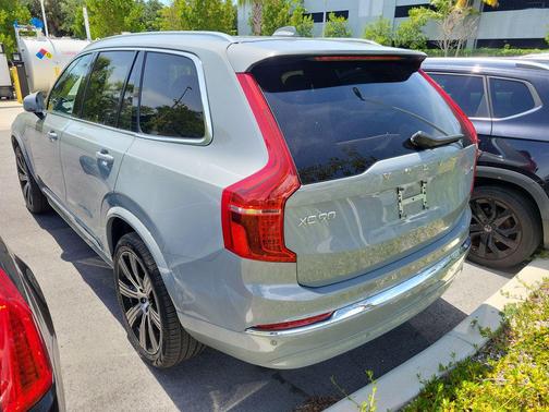 Vapour Grey Metallic 2025 Volvo XC90 Plug-In Hybrid Plus