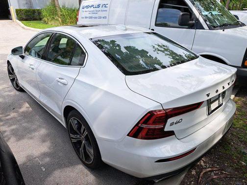 2020 Volvo S60 T5