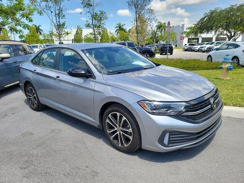 Silver Metallic 2023 Volkswagen Jetta 1.5T Sport