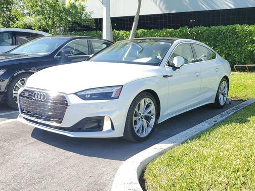 Glacier White Metallic 2021 Audi A5 Sportback Premium Plus