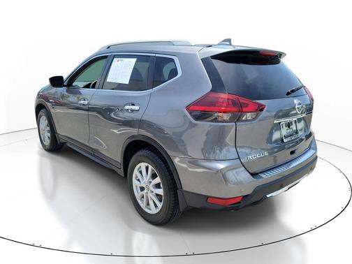 Gun Metallic 2020 Nissan Rogue SV