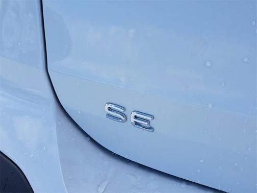 2025 Volkswagen Taos 1.5T SE Black