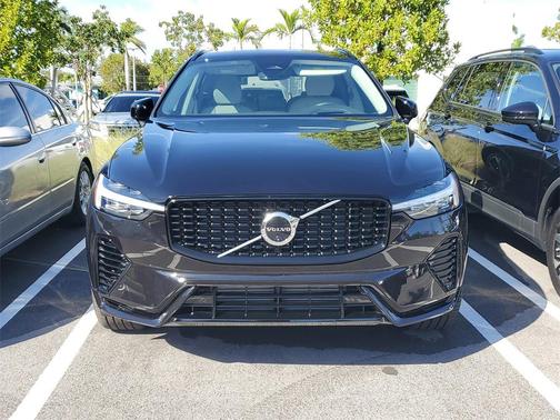 2025 Volvo XC60 Plug-In Hybrid Ultra, T8 AWD Electric/Gasoline, Dark