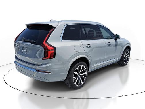2026 Volvo XC90 B5 Core