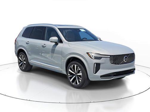 2026 Volvo XC90 B5 Core