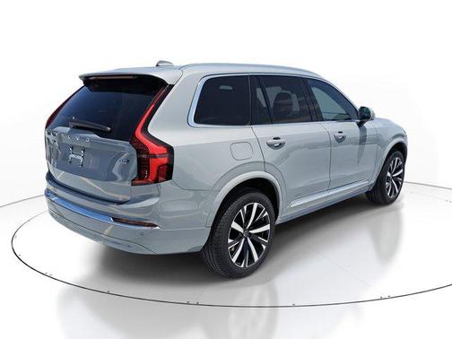 2026 Volvo XC90 B5 Core