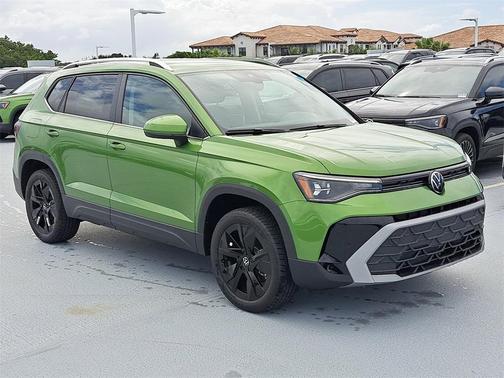 2025 Volkswagen Taos 1.5T SE