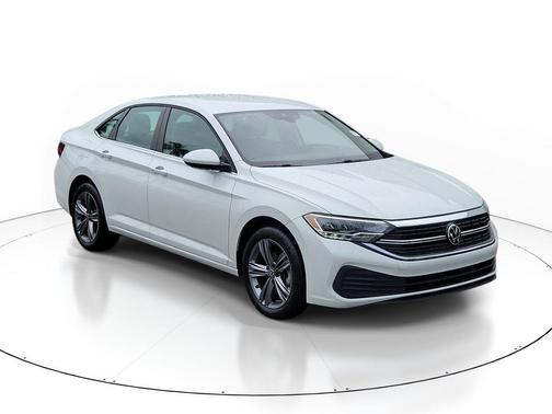 Opal White Pearl 2023 Volkswagen Jetta 1.5T SE