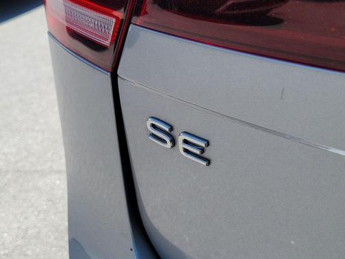 Silver Metallic 2023 Volkswagen Tiguan 2.0T SE