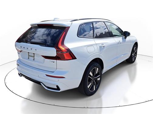 2026 Volvo XC60 Plug-In Hybrid Core, T8 AWD Electric/Gasoline, Dark