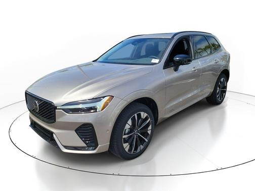 Bright Dusk Metallic 2026 Volvo XC60 B5 Plus