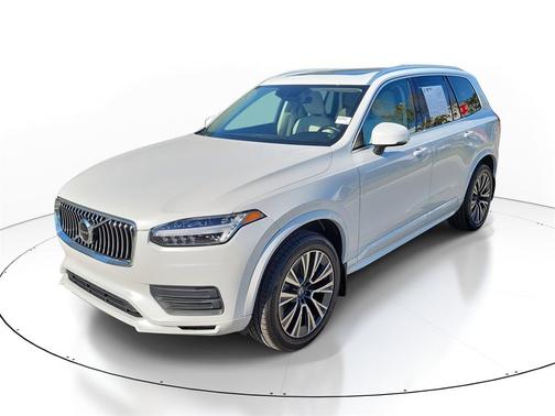 2020 Volvo XC90 T5 Momentum