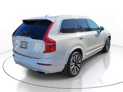 2020 Volvo XC90 T5 Momentum