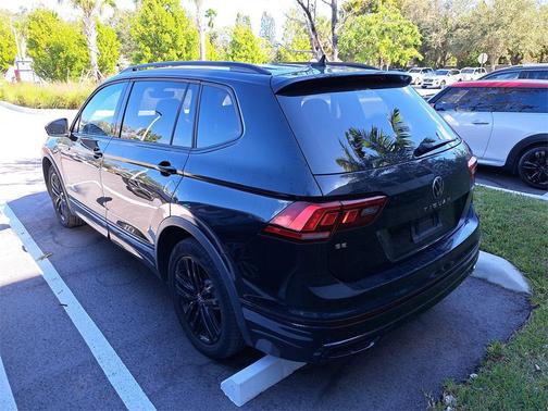 2022 Volkswagen Tiguan 2.0T SE R-Line Black