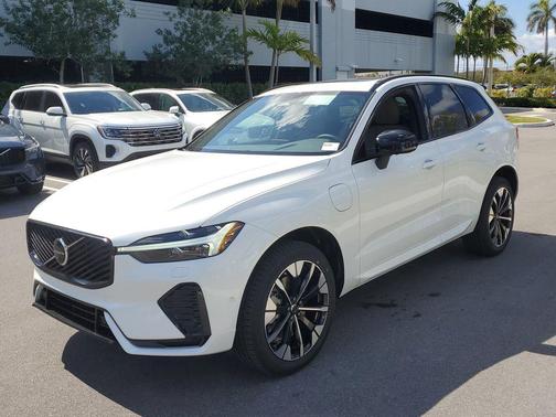 Crystal White Metallic 2026 Volvo XC60 Plug-In Hybrid Plus, T8 AWD Electric/Gasoline, Dark