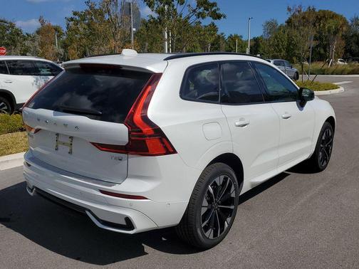 Crystal White Metallic 2026 Volvo XC60 Plug-In Hybrid Plus, T8 AWD Electric/Gasoline, Dark
