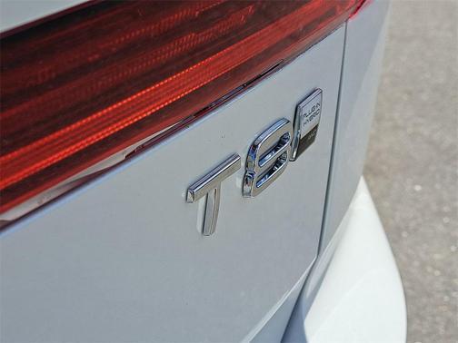 2026 Volvo XC60 Plug-In Hybrid Plus, T8 AWD Electric/Gasoline, Dark