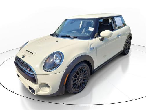 Pepper White 2020 MINI Hardtop Cooper S