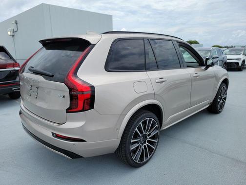 Bright Dusk Metallic 2026 Volvo XC90 Ultra Dark Theme, B6 AWD Gas (mild hybrid), Gasoline, 7 Seats