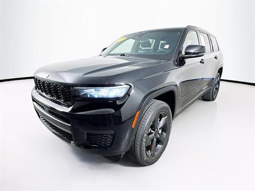 2022 Jeep Grand Cherokee L Laredo