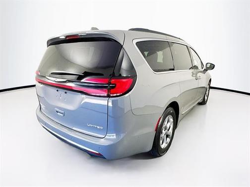 2022 Chrysler Pacifica Limited