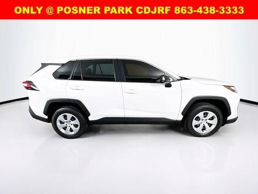 2023 Toyota RAV4 LE