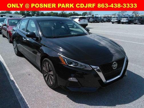 2022 Nissan Altima 2.5 SV