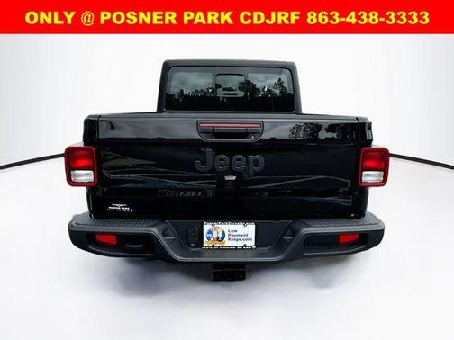 2025 Jeep Gladiator Sport