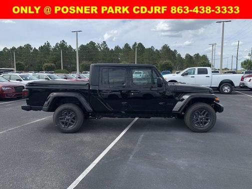 2024 Jeep Gladiator Sport