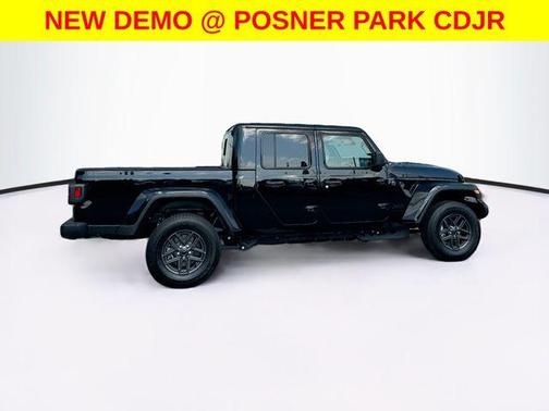 Black Clearcoat 2026 Jeep Gladiator Sport