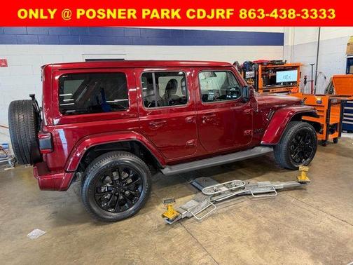 2021 Jeep Wrangler Unlimited Sahara Altitude