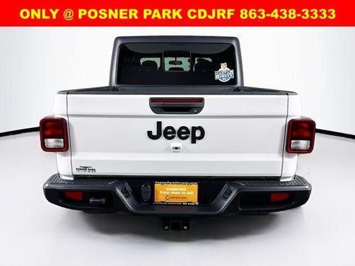 Bright White Clearcoat 2022 Jeep Gladiator Sport