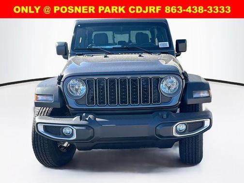2026 Jeep Gladiator Sport