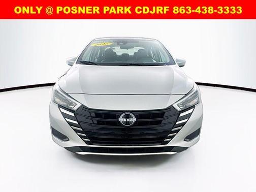 Brilliant Silver Metallic 2025 Nissan Versa 1.6 SV