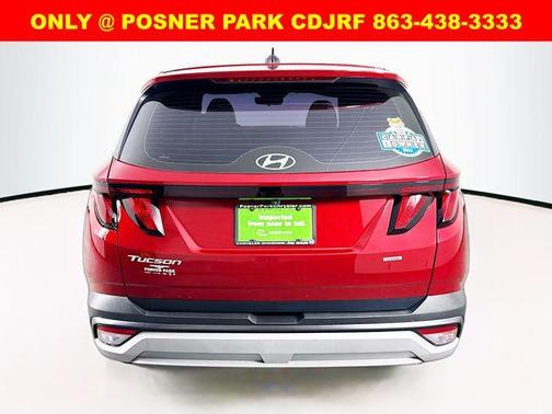 2025 Hyundai TUCSON SE