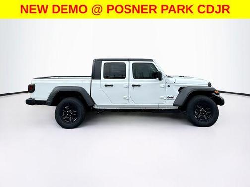 2026 Jeep Gladiator Sport