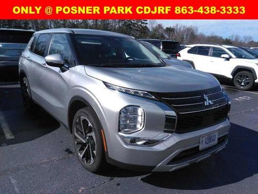 2023 Mitsubishi Outlander SE Special Edition