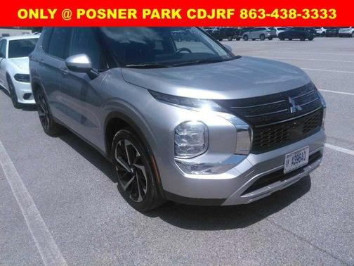 2023 Mitsubishi Outlander SE Special Edition