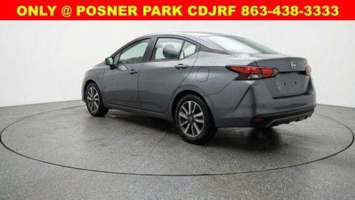 Gun Metallic 2025 Nissan Versa 1.6 SV