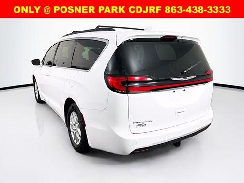 2022 Chrysler Pacifica Touring-L