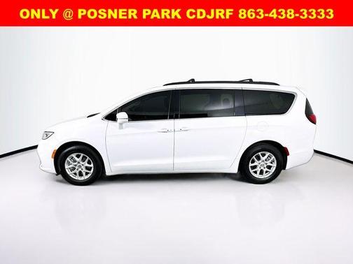 2022 Chrysler Pacifica Touring-L